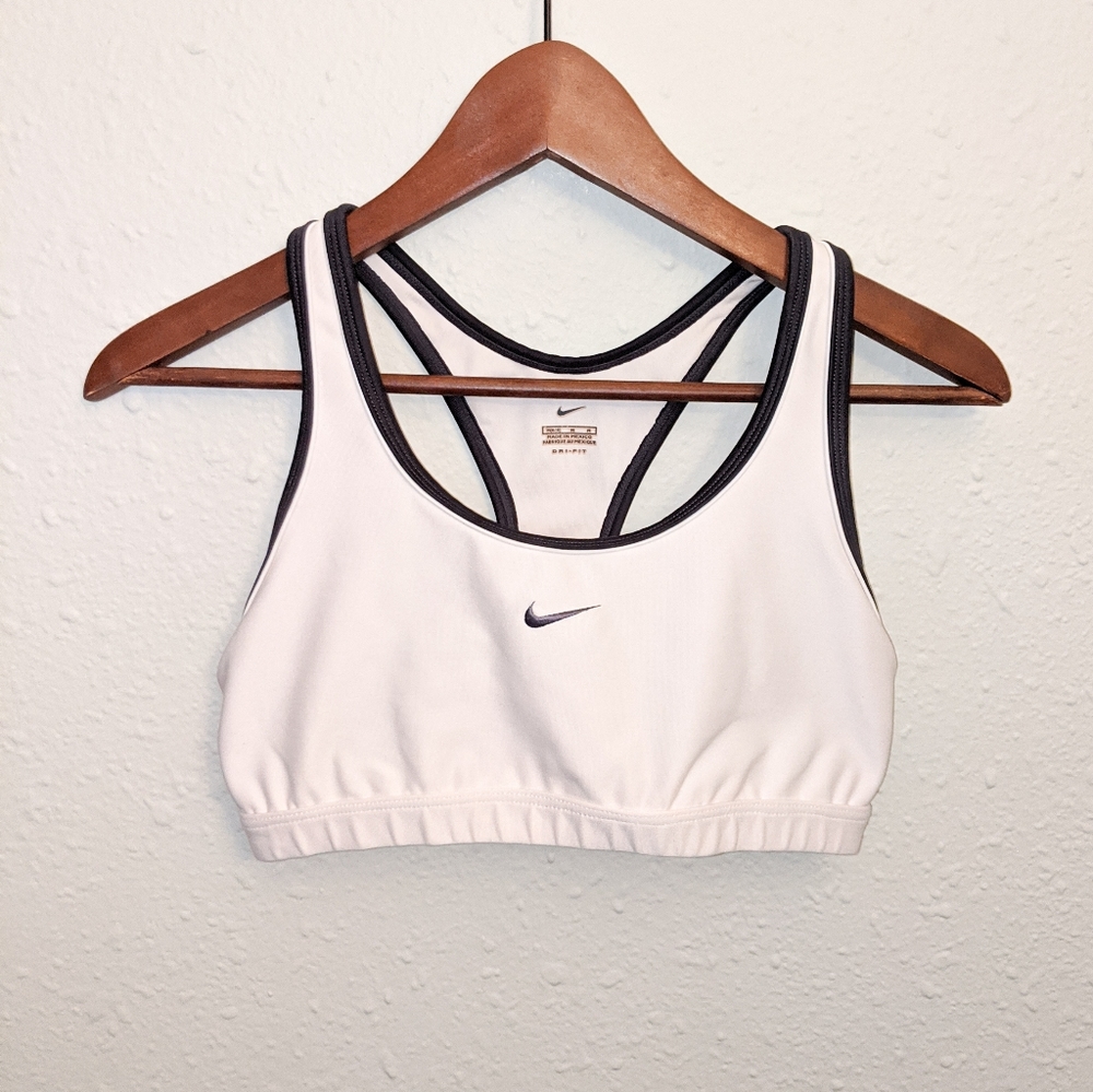 💗 SOLD 💗Nike sports bra embroidered logo - Picture 1 of 3